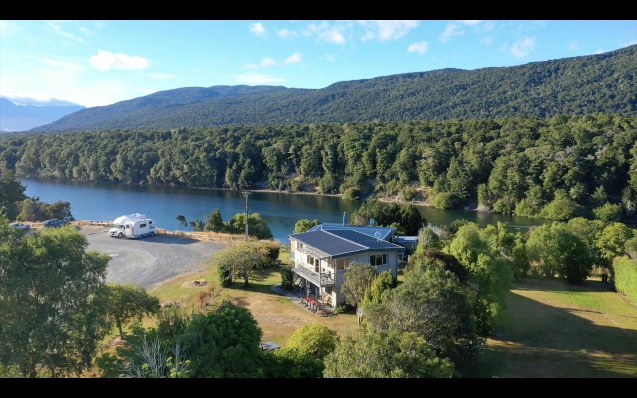 Glendale River View Manapouri Esterno foto